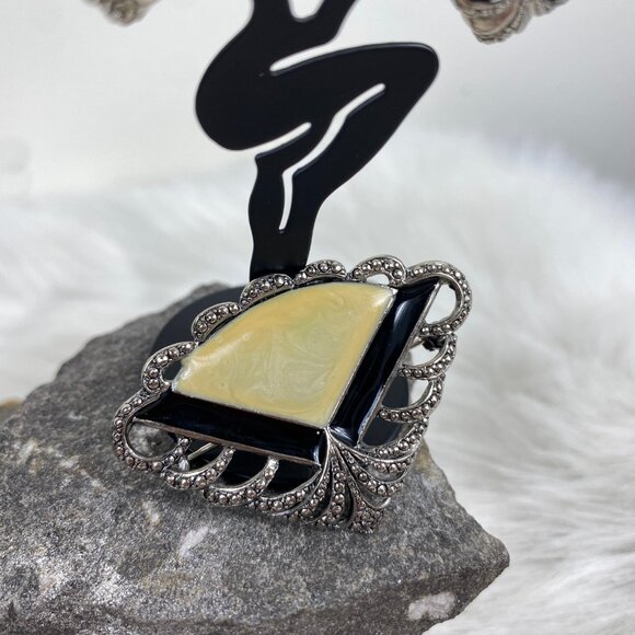 Unsigned AVON Faux Marcasite and Enamel Fan Demi Parure AVON 1990’s - Picture 3 of 6